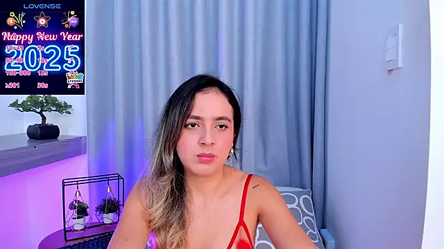 Snapshot of Lucyortiz_ chatting on 01/25/25, 03:52 Lucyortiz online show from 01/25/25, 03:52