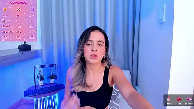 Snapshot of Lucyortiz_ chatting on 01/28/25, 07:10 Lucyortiz online show from 01/28/25, 07:10