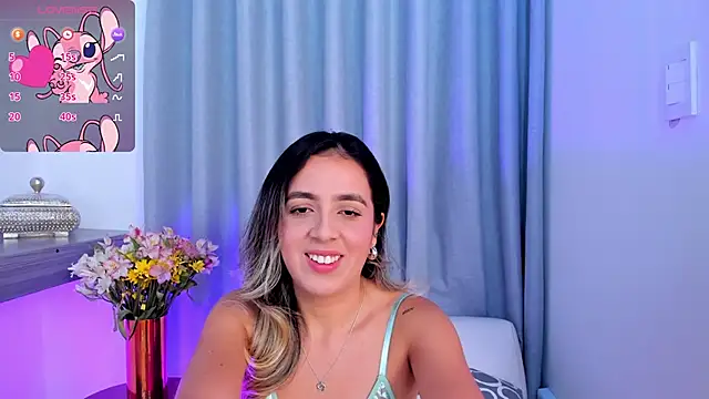 Snapshot of Lucyortiz_ chatting on 02/04/25, 06:06 Lucyortiz online show from 02/04/25, 06:06