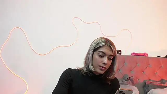 tay ler3 online show from 12/02/24, 07:25