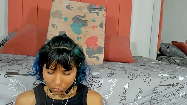 Snapshot of satsu_u chatting on 12/16/24, 07:00 satsu u online show from 12/16/24, 07:00