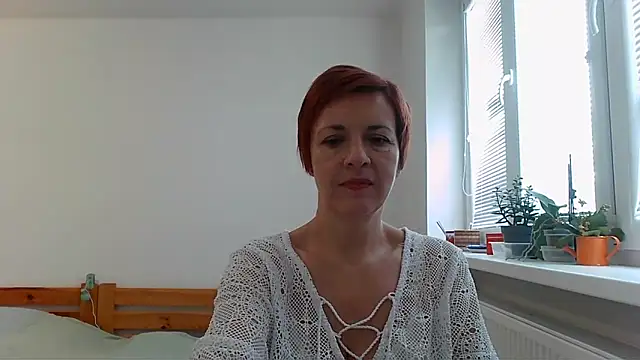 Snapshot of LoraLoraMay chatting on 10/12/25, 12:48 LoraLoraMay online show from 10/12/25, 12:48