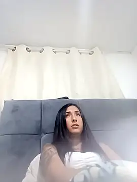 Snapshot of luna_asss chatting on 01/19/25, 12:38 luna asss online show from 01/19/25, 12:38