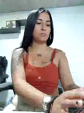 Snapshot of luna_asss chatting on 02/04/25, 04:50 luna asss online show from 02/04/25, 04:50