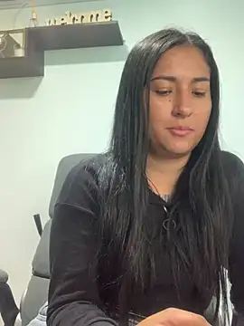Snapshot of luna_asss chatting on 02/08/25, 02:38 luna asss online show from 02/08/25, 02:38