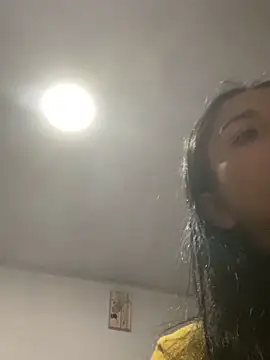 Snapshot of luna_asss chatting on 02/15/25, 01:31 luna asss online show from 02/15/25, 01:31