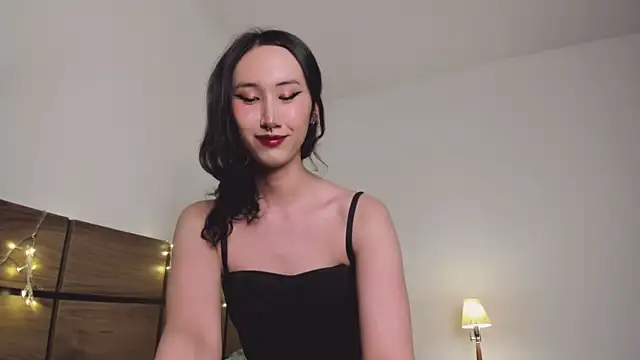 Snapshot of asian_kiya chatting on 12/26/24, 10:41 asian kiya online show from 12/26/24, 10:41