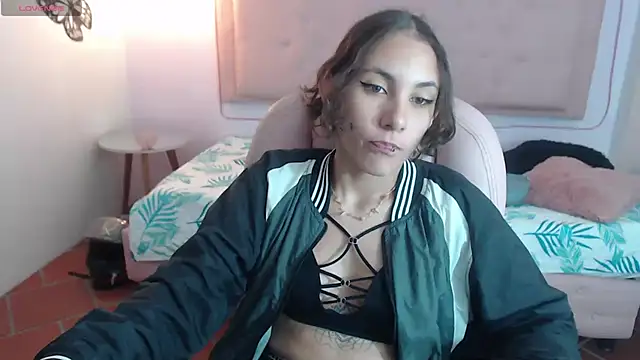 Snapshot of xlunna chatting on 02/09/25, 01:14 xlunna online show from 02/09/25, 01:14