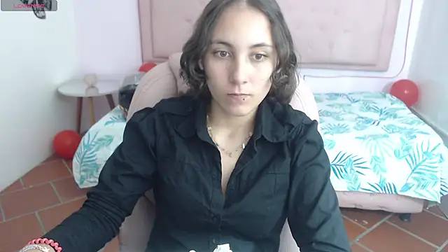Snapshot of xlunna chatting on 02/15/25, 08:22 xlunna online show from 02/15/25, 08:22