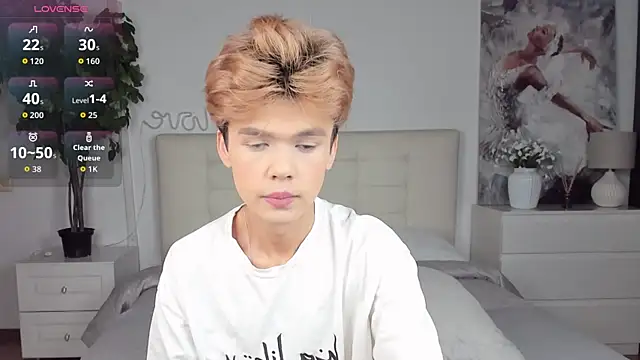 Felix Rey online show from 10/09/25, 07:34