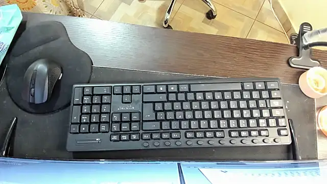 Amy Walker online show from 10/17/25, 07:16