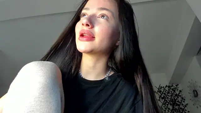 Snapshot of IreneVON chatting on 01/22/25, 05:05 IreneVON online show from 01/22/25, 05:05