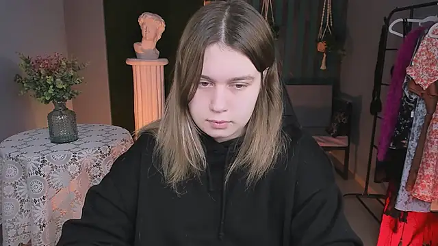 FioraMarmoris online show from 01/12/25, 05:13