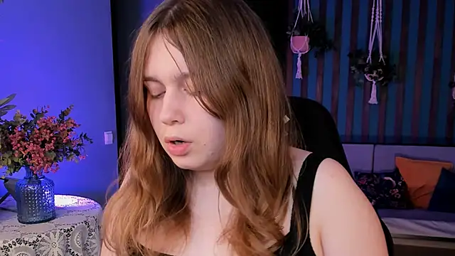 FioraMarmoris online show from 10/14/25, 01:23