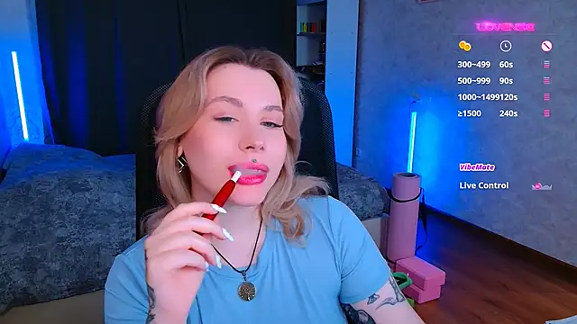 Snapshot of Blueberry-baby chatting on 12/01/24, 07:47 Blueberry-baby online show from 12/01/24, 07:47