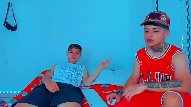 HOT boy2025 online show from 12/18/24, 06:35