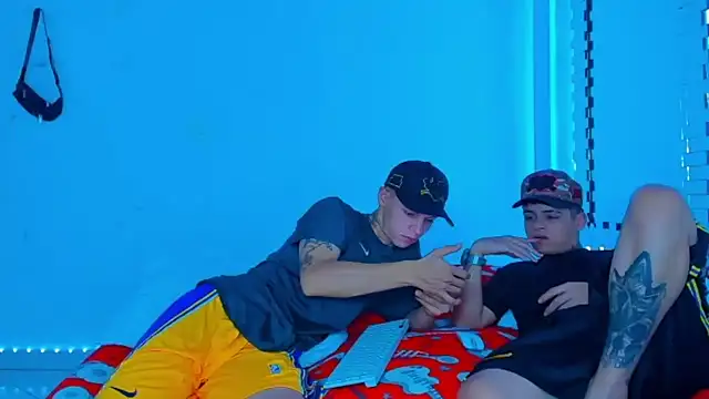 HOT boy2025 online show from 12/19/24, 09:28