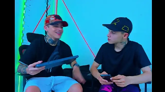 HOT boy2025 online show from 09/25/25, 05:05