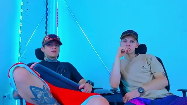 HOT boy2025 online show from 10/24/25, 04:09