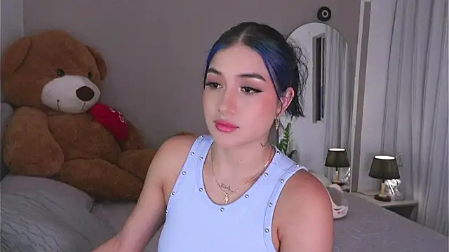 Snapshot of AnnyHizzle chatting on 10/11/25, 11:03 AnnyHizzle online show from 10/11/25, 11:03