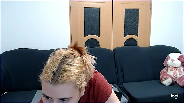 VioletaFlower7 online show from 02/17/25, 05:21