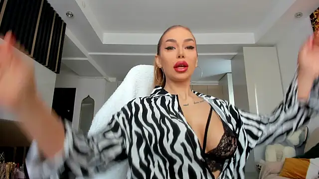 Alessa Burns online show from 02/19/25, 07:17