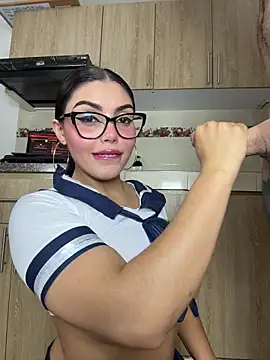 zui lu online show from 10/15/25, 02:11