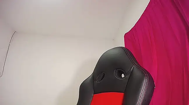 Sashabreck online show from 02/13/25, 02:56