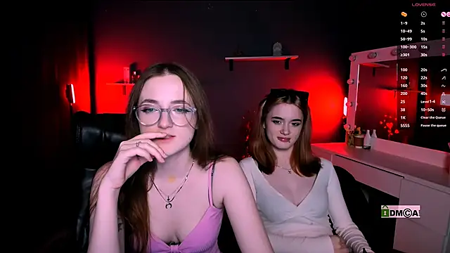 Snapshot of liana_kisses chatting on 03/04/25, 11:32 liana kisses online show from 03/04/25, 11:32