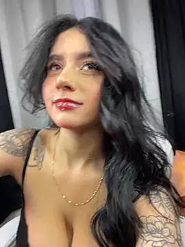 Snapshot of pamela__mar chatting on 12/29/24, 12:41 pamela mar online show from 12/29/24, 12:41