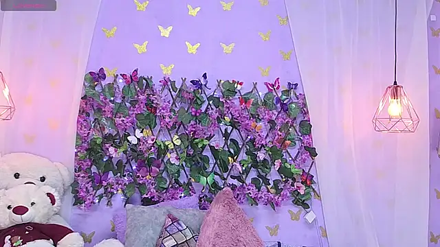 Snapshot of bigboobsrose1 chatting on 02/01/25, 10:26 bigboobsrose1 online show from 02/01/25, 10:26