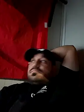 Snapshot of Futacisu chatting on 10/28/25, 05:15 Futacisu online show from 10/28/25, 05:15