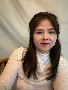 Snapshot of Efangfang chatting on 01/02/25, 11:09 Efangfang online show from 01/02/25, 11:09