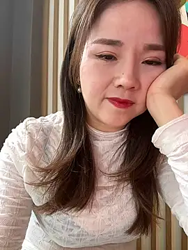 Snapshot of Efangfang chatting on 02/06/25, 05:46 Efangfang online show from 02/06/25, 05:46