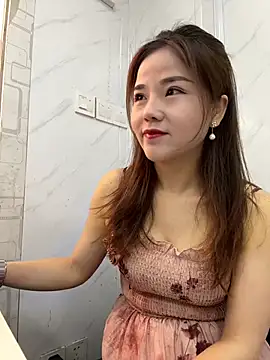 Snapshot of Efangfang chatting on 03/16/25, 04:20 Efangfang online show from 03/16/25, 04:20