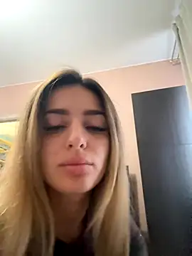 Snapshot of Jasmine_urPrincess chatting on 10/20/25, 05:08 Jasmine urPrincess online show from 10/20/25, 05:08