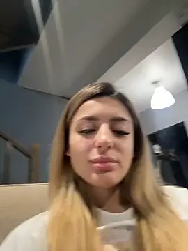 Snapshot of Jasmine_urPrincess chatting on 10/30/25, 05:20 Jasmine urPrincess online show from 10/30/25, 05:20