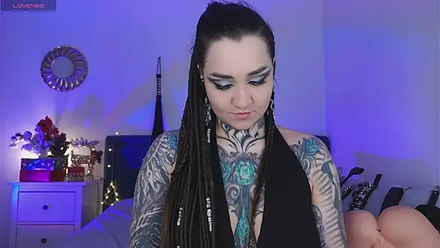 Snapshot of SindelDark chatting on 01/08/25, 01:20 SindelDark online show from 01/08/25, 01:20