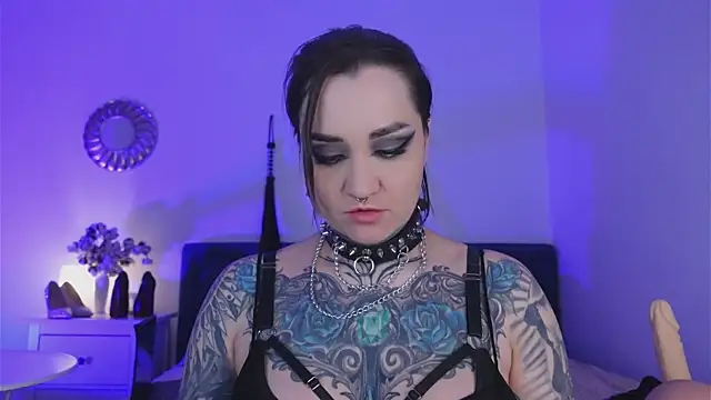 Snapshot of SindelDark chatting on 02/02/25, 05:04 SindelDark online show from 02/02/25, 05:04