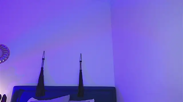 Snapshot of SindelDark chatting on 02/11/25, 04:35 SindelDark online show from 02/11/25, 04:35