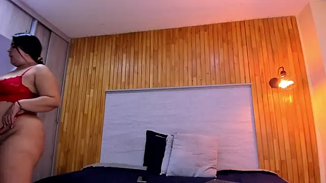 Snapshot of amelialeen7 chatting on 03/22/25, 02:25 amelialeen7 online show from 03/22/25, 02:25