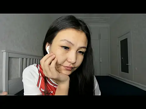 Missykitty01 online show from 10/14/25, 12:55