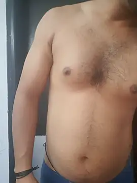 Snapshot of Desiglass_sex chatting on 09/09/25, 03:28 Desiglass sex online show from 09/09/25, 03:28