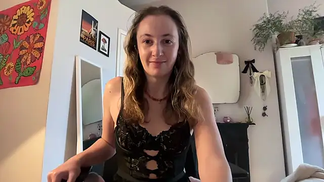 Littlelolo60 online show from 11/11/25, 10:26