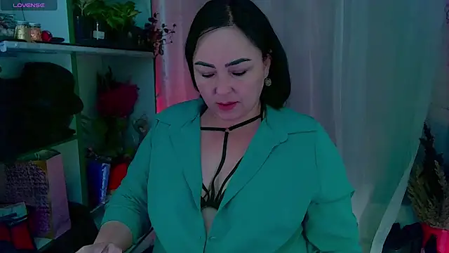 Snapshot of _Cloud_Atlas_ chatting on 02/12/25, 09:52  Cloud Atlas  online show from 02/12/25, 09:52