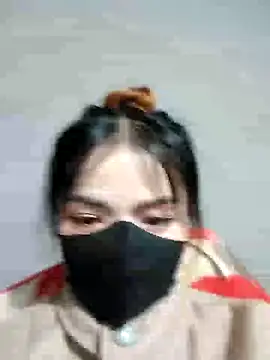 Snapshot of tara_0000 chatting on 01/04/25, 02:56 tara 0000 online show from 01/04/25, 02:56