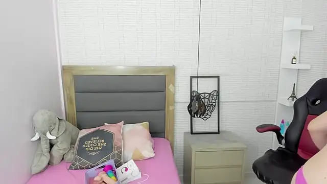 Kittytimberlake online show from 02/08/25, 06:55