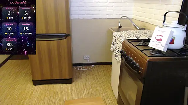 Snapshot of sweetpeash33 chatting on 12/28/24, 10:58 sweetpeash33 online show from 12/28/24, 10:58