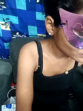 Snapshot of REVA_DARLING chatting on 03/02/25, 01:05 REVA DARLING online show from 03/02/25, 01:05