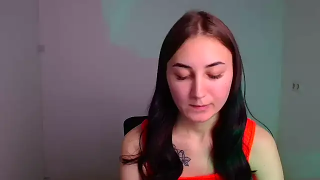 Jennifer Blum online show from 12/28/24, 09:42